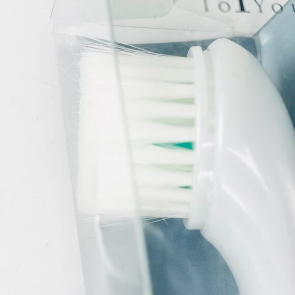 Spa For You Deep Pore Cleansing Facial Brush + Massager Pores MakeUp White NIB - Picture 6 of 6